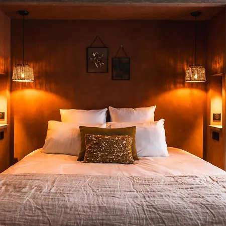De La Roche Hotel