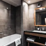 De La Roche 4*