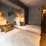 De La Roche 4*
